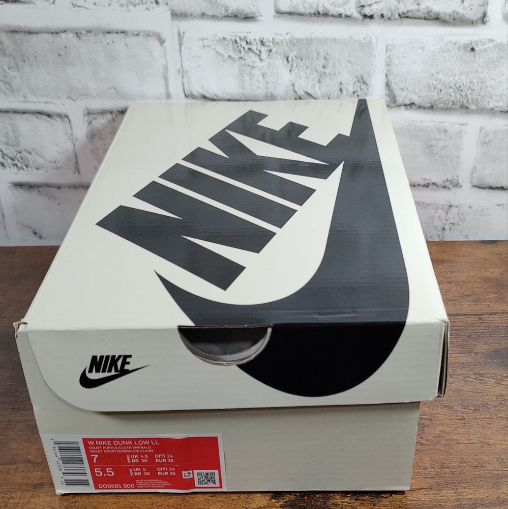 NIKE LISA LESLIE x WMS DUNK LOW "SPARKS" SZ 7W D09581-500 5.5M - Picture 9 of 11